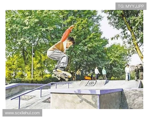 重庆滑板队以77分领跑滑板精英赛积分榜展现强劲实力